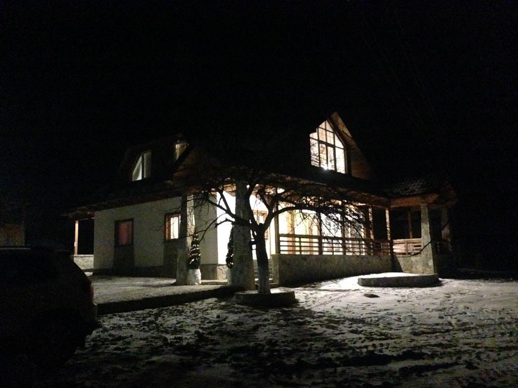 Cottage Familiya Verchovyna Exteriér fotografie
